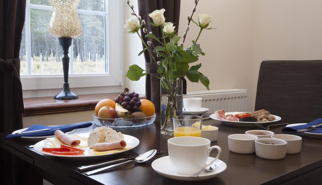 Dinichean House Bed & Breakfast Daviot  Ngoại thất bức ảnh